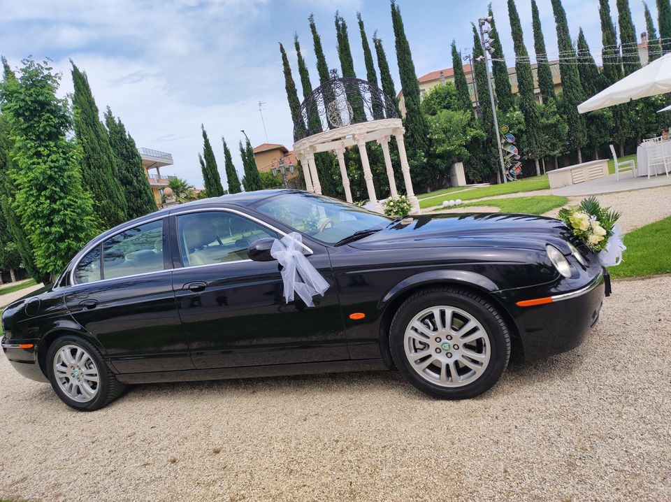 Vettura Jaguar S-Type per cerimonia