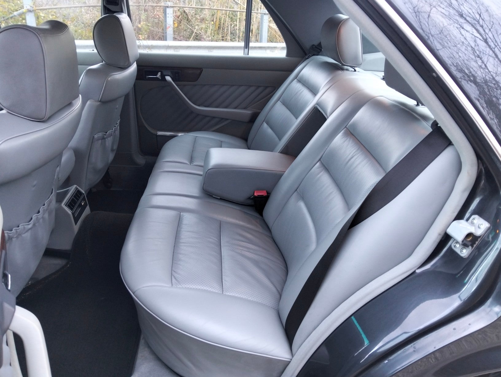 Mercedes Benz 300 Se W126