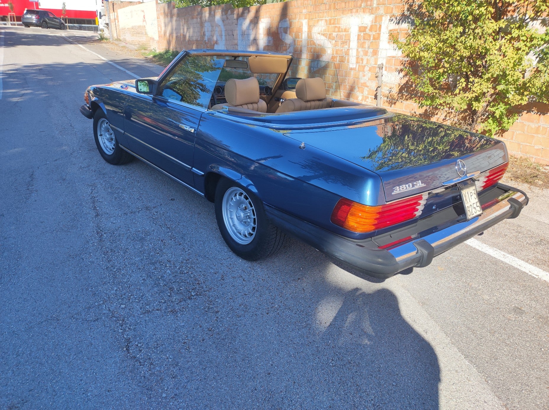 Mercedes Benz 380 SL R107