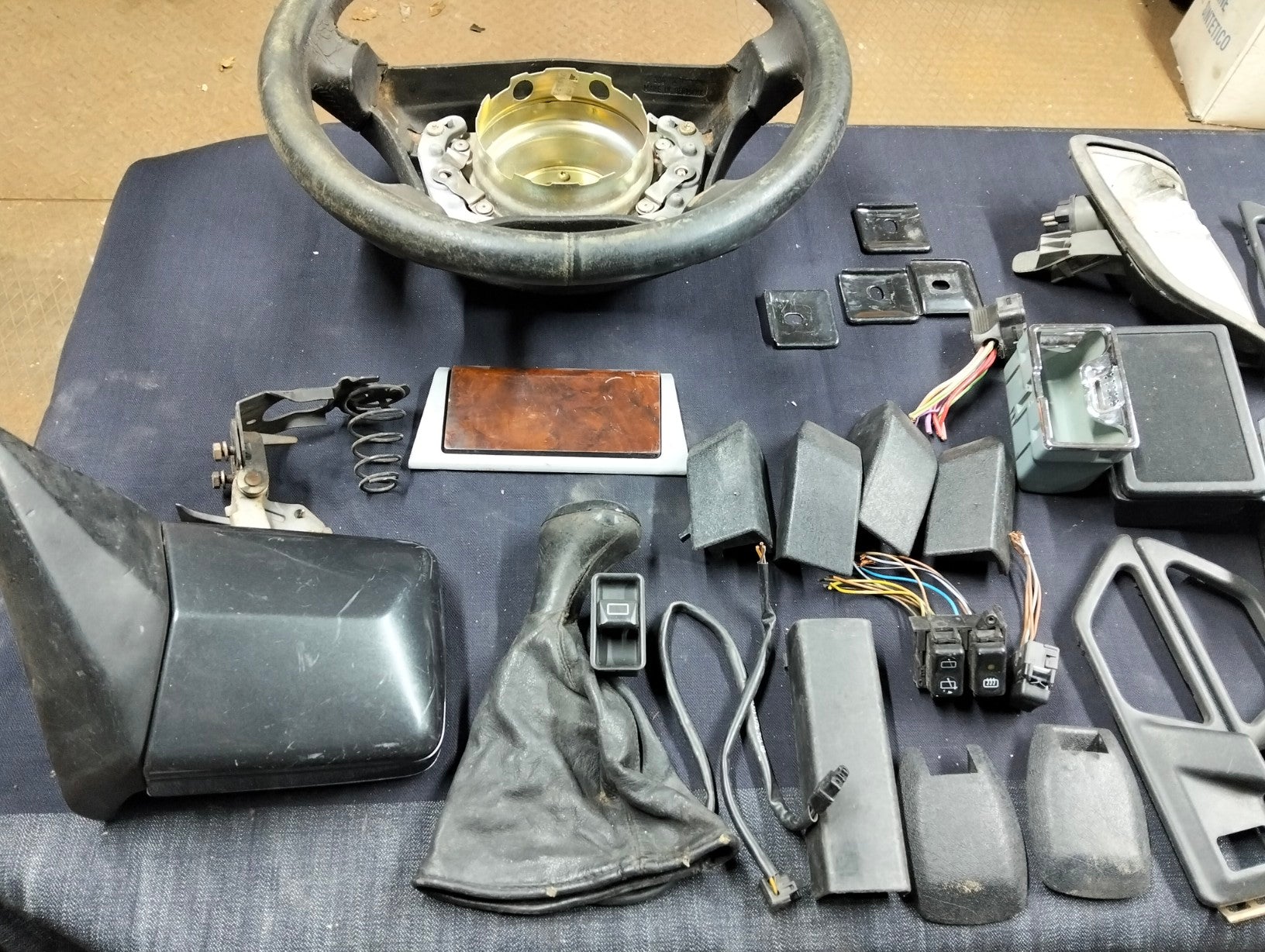 Z - Ricambi per Mercedes Benz W124