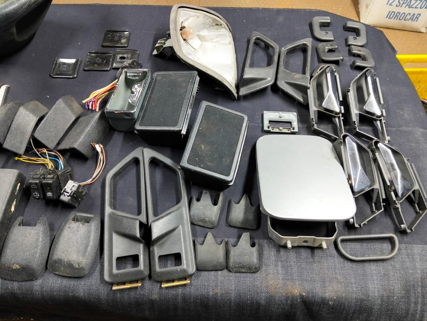 Z - Ricambi per Mercedes Benz W124